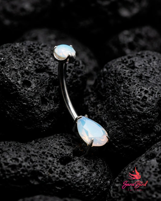 Nivara | Piercing de Umbigo em Titânio com Quartzo