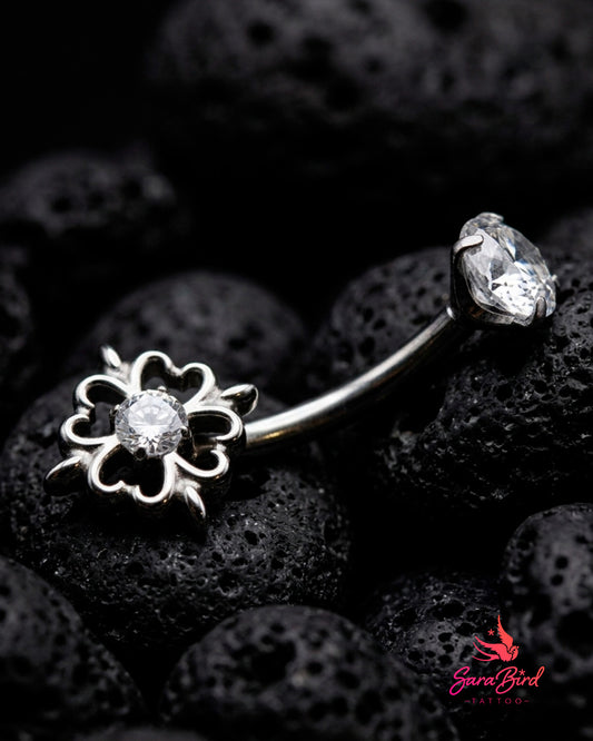 Rosácea | Piercing de Umbigo em Titânio com Zircónia Cúbica