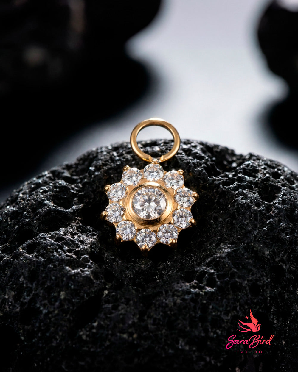 Pendente Floral Deca em Titânio PVD Gold com Zircónias