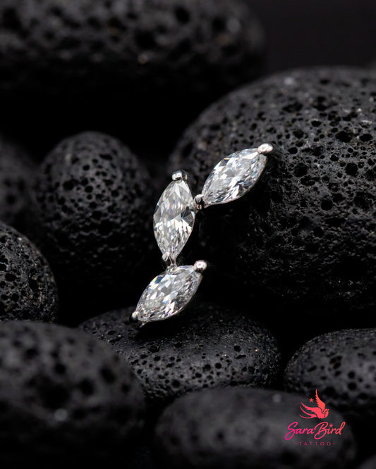 Topo Sylvia em Titânio com Zircónias Marquise