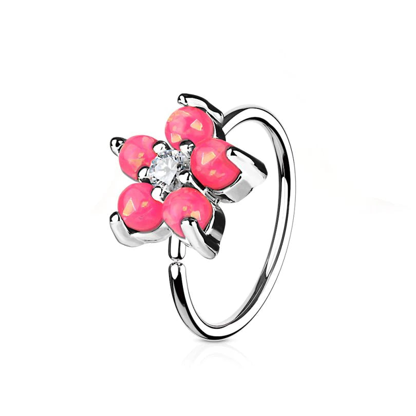 Anillo con flor de ópalo