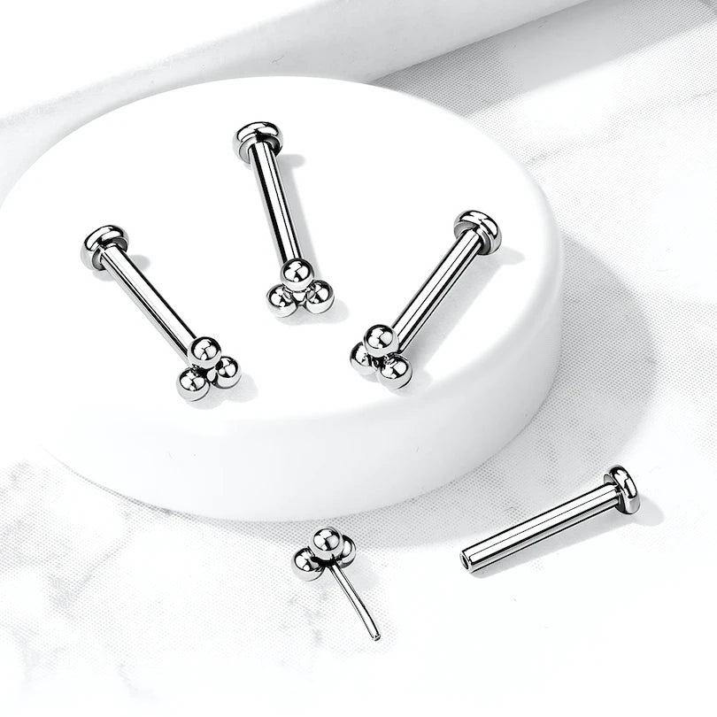 Labret de Titanio con Bolas en Forma de Triángulo