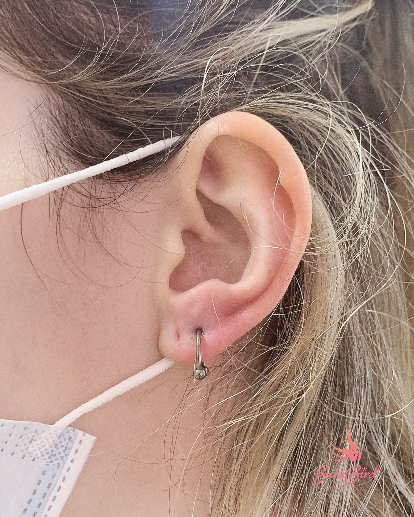 Piercing Orelha Com Joia em Titânio - Várias zonas