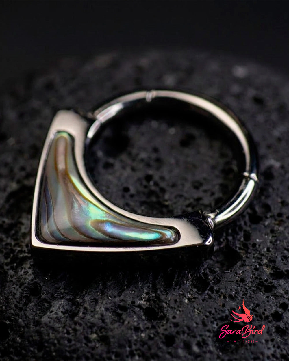 Argola Clicker Abalone em Titânio
