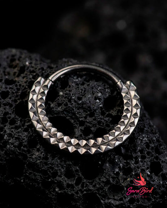 Argola Clicker Inca Duplo Frontal em Titânio