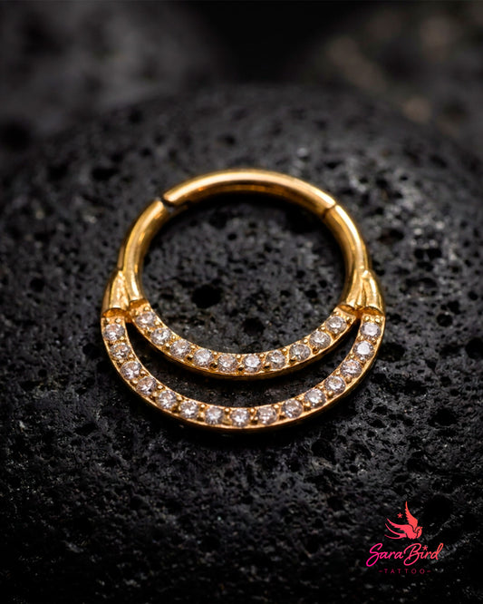 Argola Clicker Dupla Pavé em Titânio PVD Gold