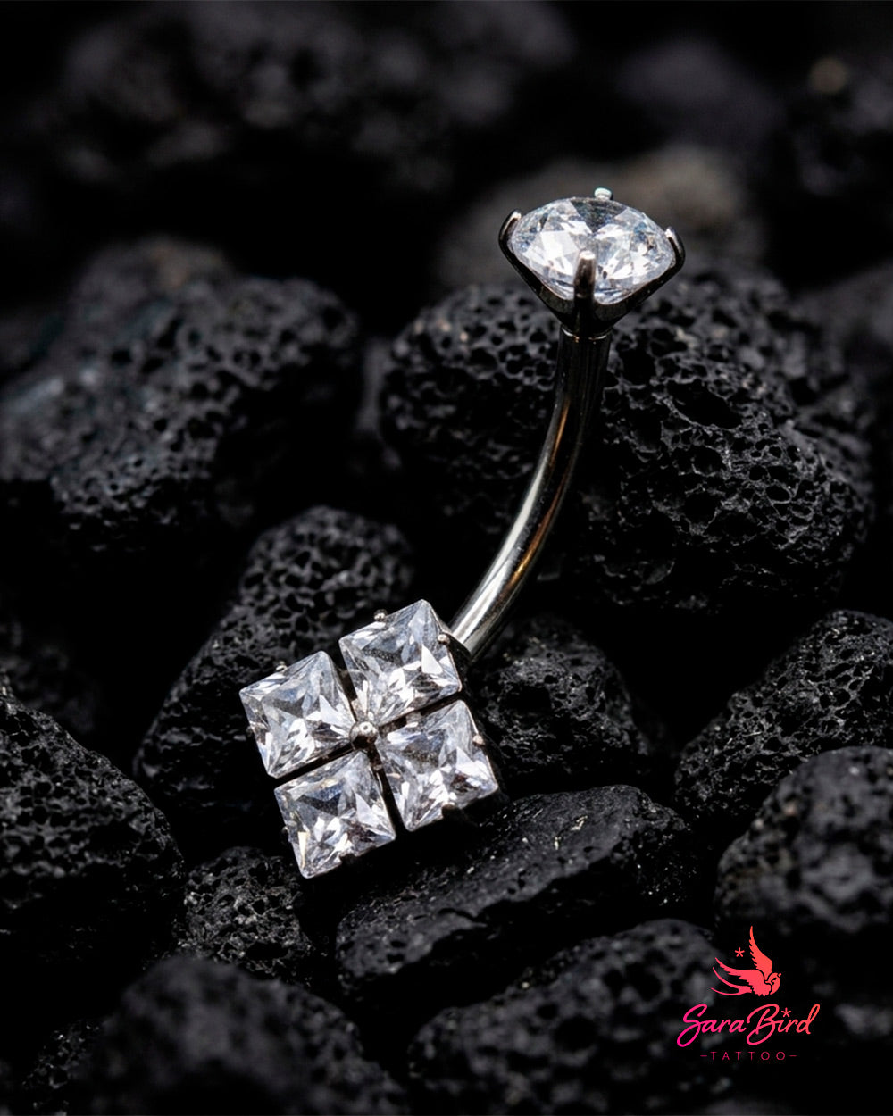 Vetra Square, Piercing de Umbigo em Titânio com Zircónias