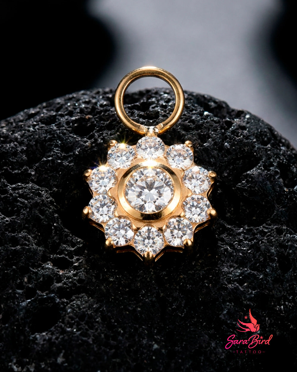 Pendente Floral Deca em Titânio PVD Gold com Zircónias