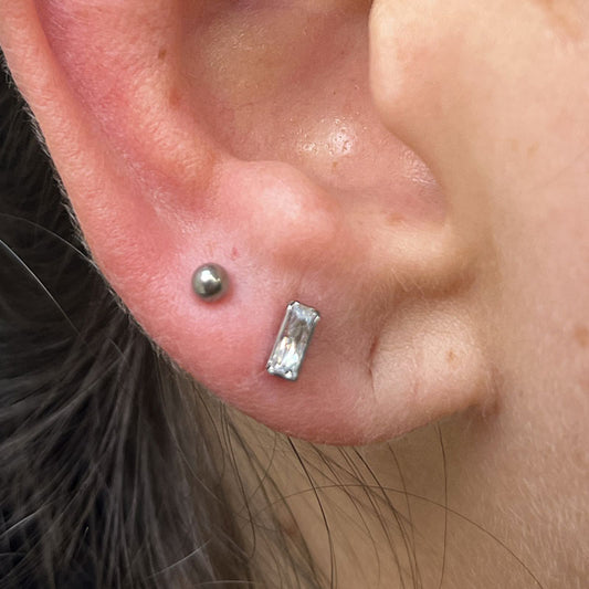 Topo em Titânio com Zircónia Retangular - Elegância e simplicidade
