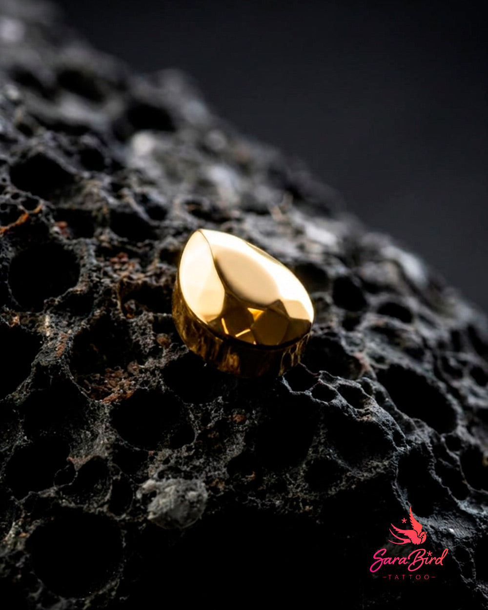 Facet Drop | Topo em Titânio PVD Gold