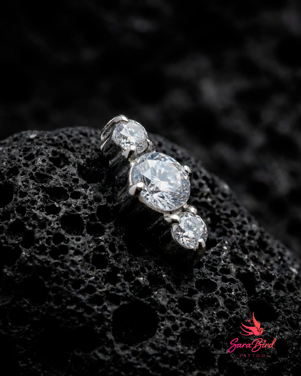 Trio | Topo em Titânio com Zircónias Cúbicas