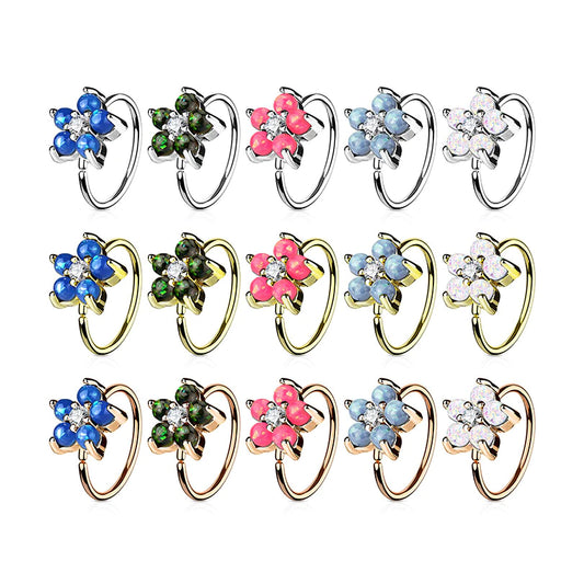 Argola com flor de opalas