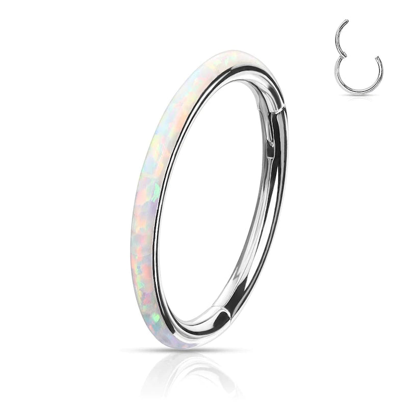 Anillo de titanio con bisagras y ópalo alrededor